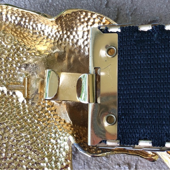 Vintage Accessory Accent NYC Gold Scale Stretch Belt with Elephant Head Buckle - Picture 6 of 6